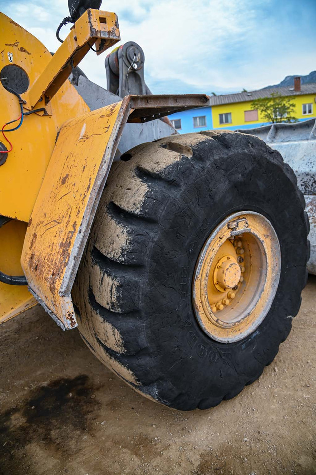 Wiellader VOLVO L180G