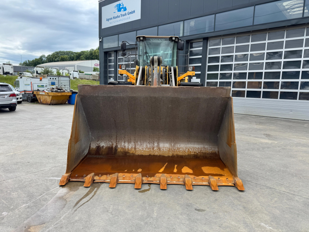 Wiellader VOLVO L180G