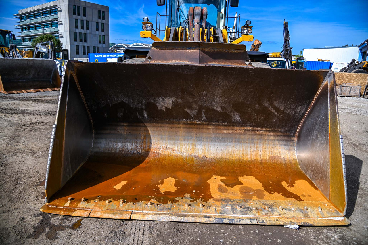 Wiellader VOLVO L180H