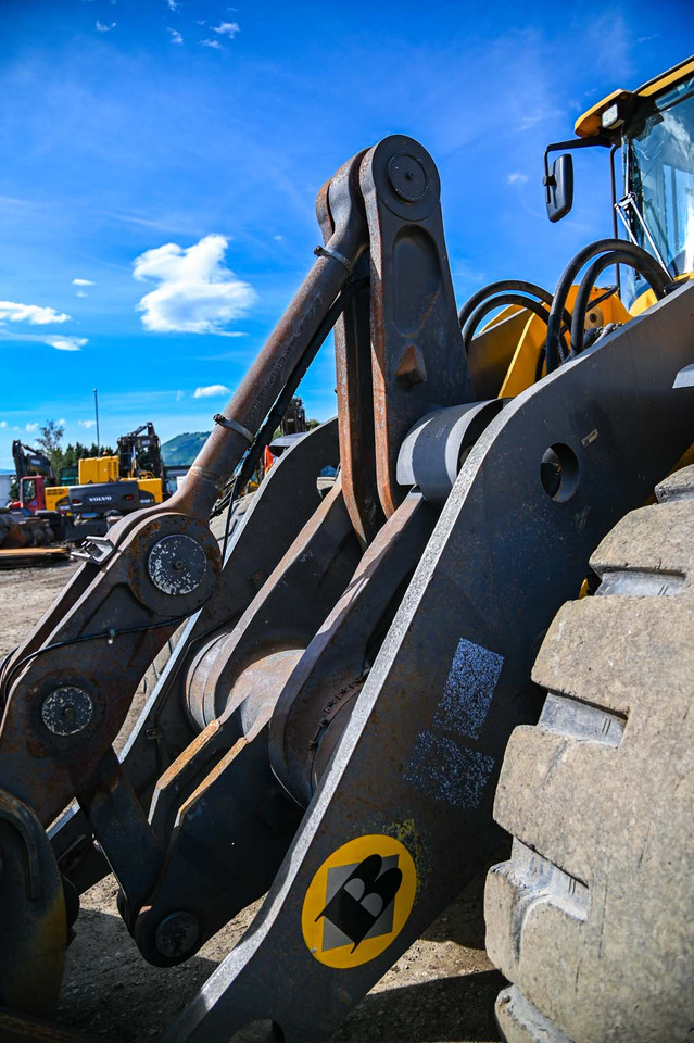 Wiellader VOLVO L180H