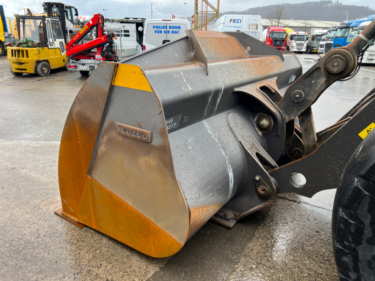 Wiellader VOLVO L180H