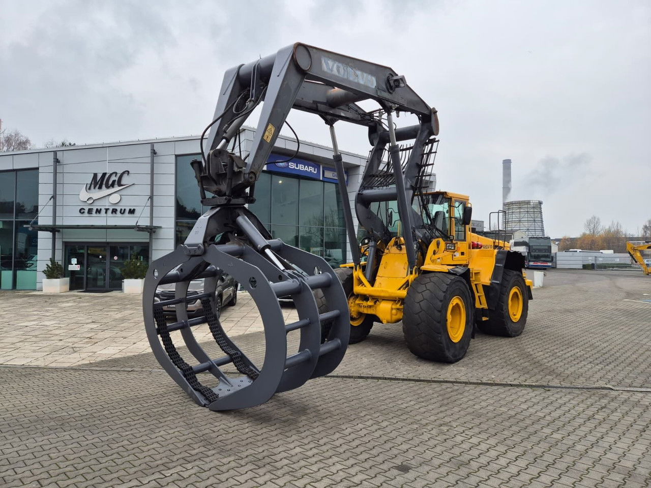 Wiellader VOLVO L180 E / 4WD / 1 Owner / Wood LOG