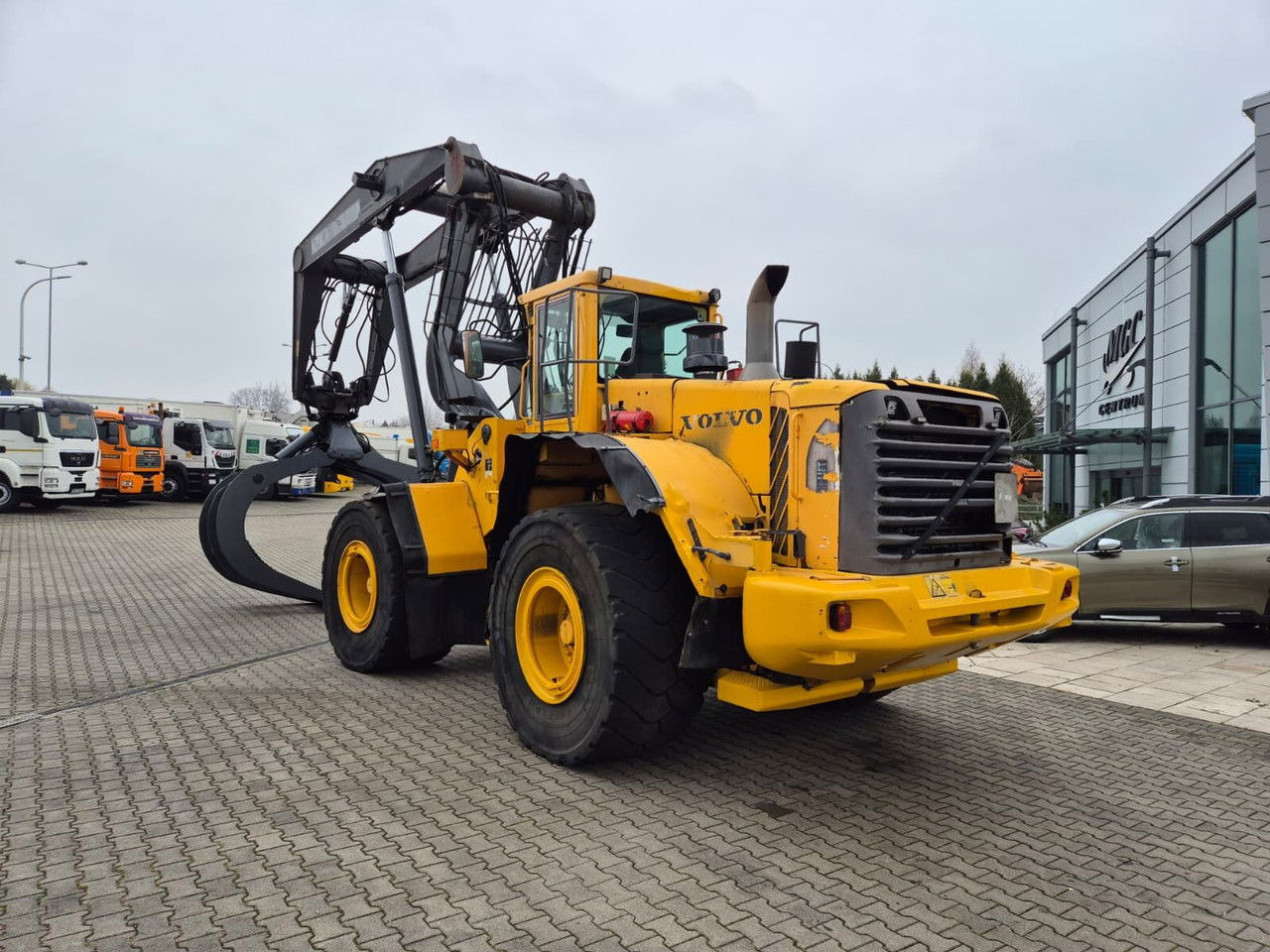 Wiellader VOLVO L180 E / 4WD / 1 Owner / Wood LOG