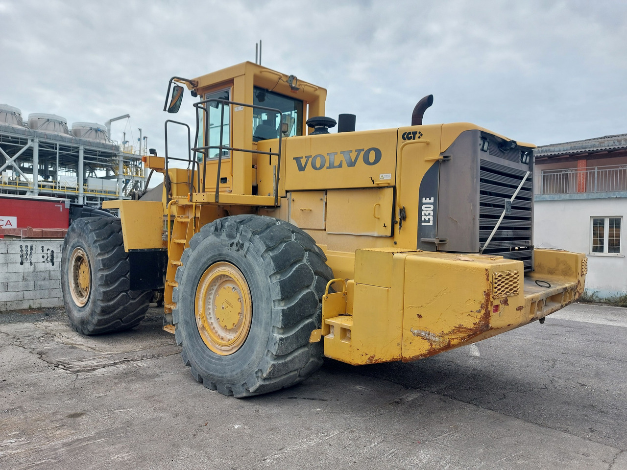 Wiellader VOLVO L330E HDBH