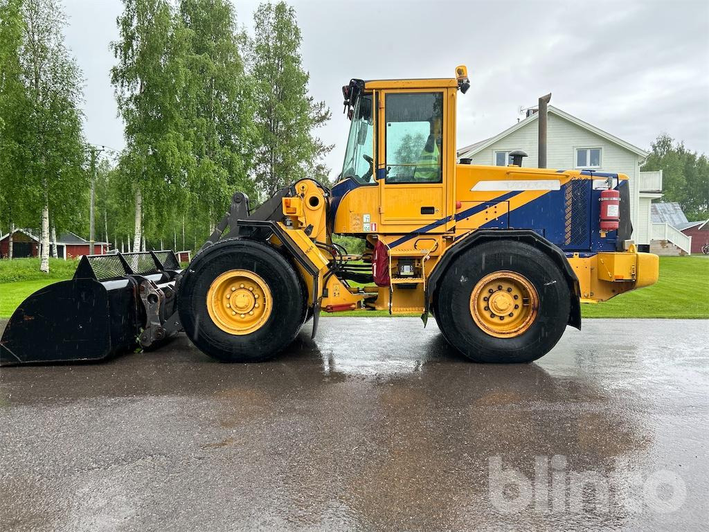 Wiellader VOLVO L70D Med Redskap