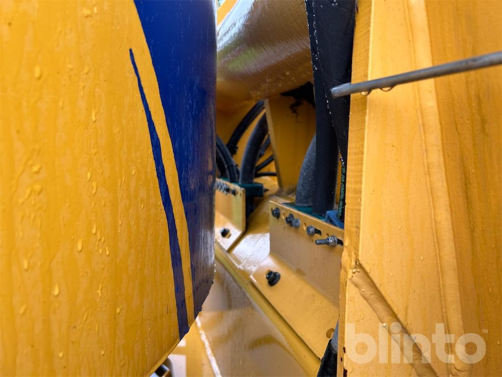 Wiellader VOLVO L70D Med Redskap