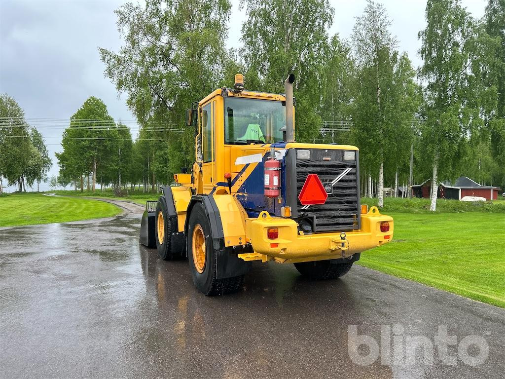 Wiellader VOLVO L70D Med Redskap