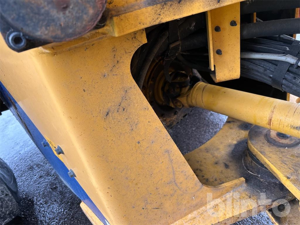 Wiellader VOLVO L70D Med Redskap