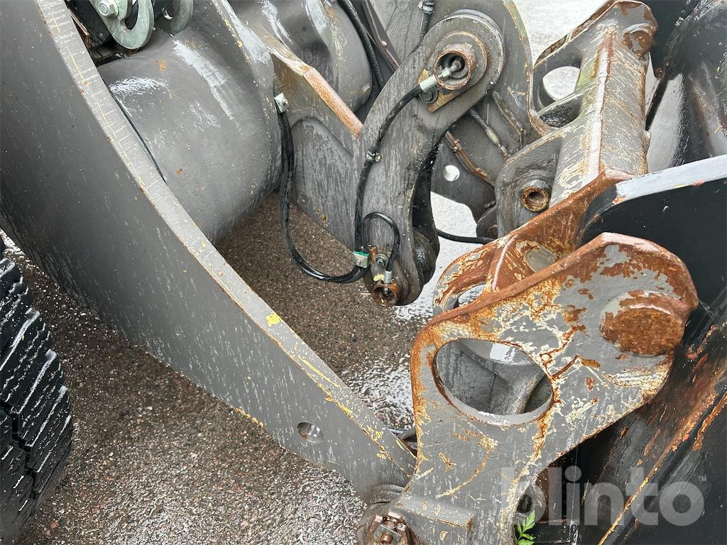 Wiellader VOLVO L70D Med Redskap