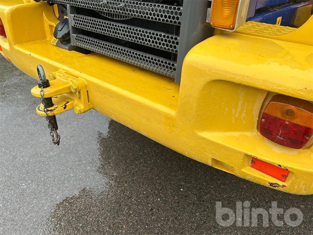 Wiellader VOLVO L70D Med Redskap