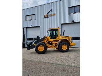 Wiellader VOLVO L70F 2009 with new engine