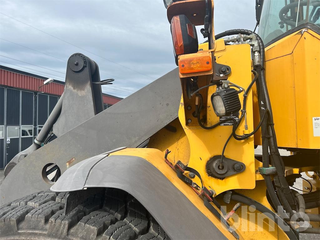 Wiellader VOLVO L90E
