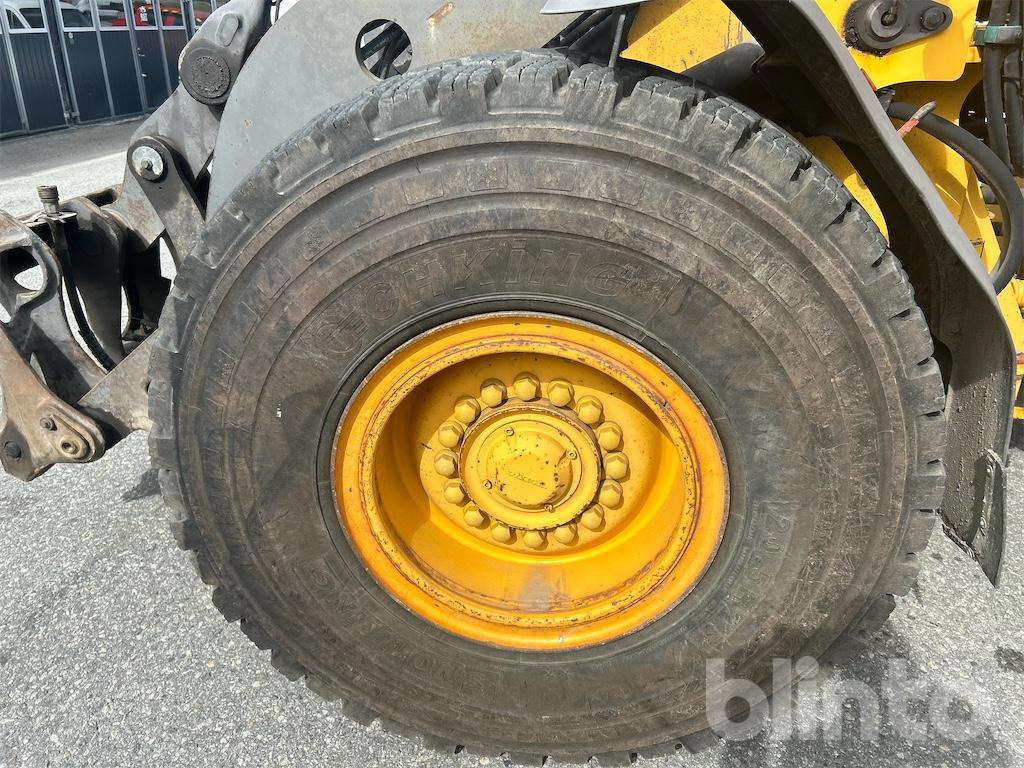 Wiellader VOLVO L90E