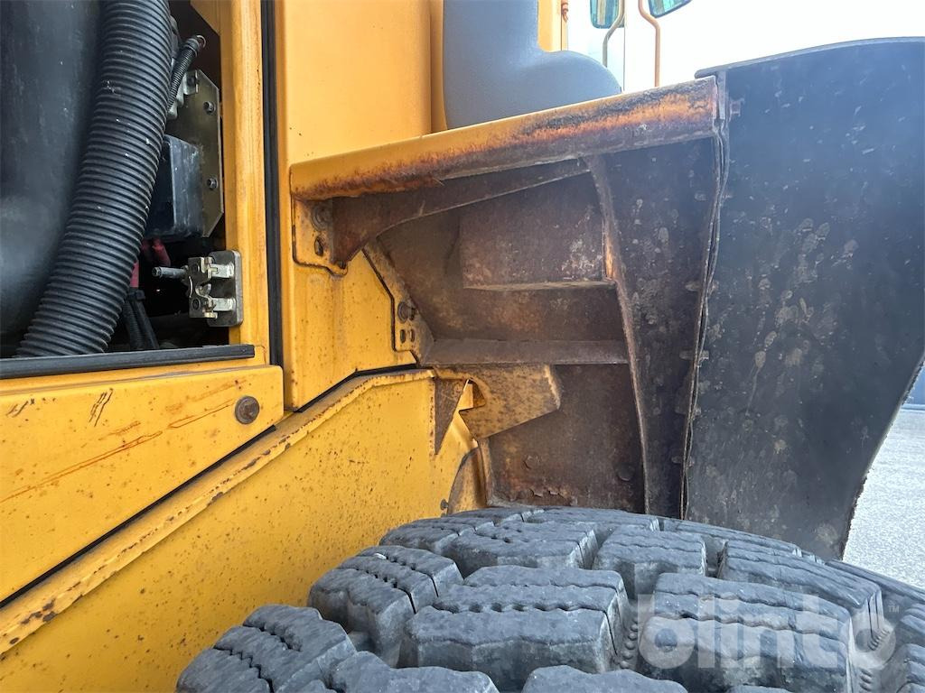 Wiellader VOLVO L90E