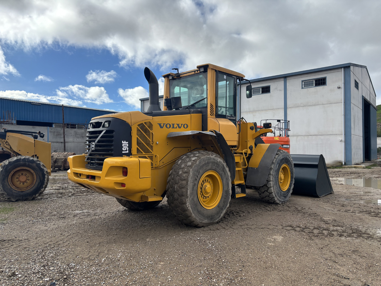 Wiellader VOLVO L90F