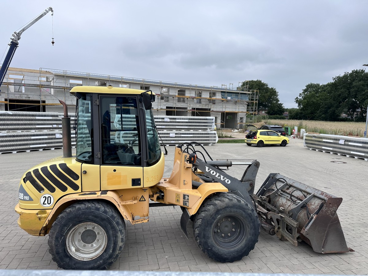 Wiellader VOLVO L 30 B PRO 3er Kreis Klappschaufel+Palettengabel