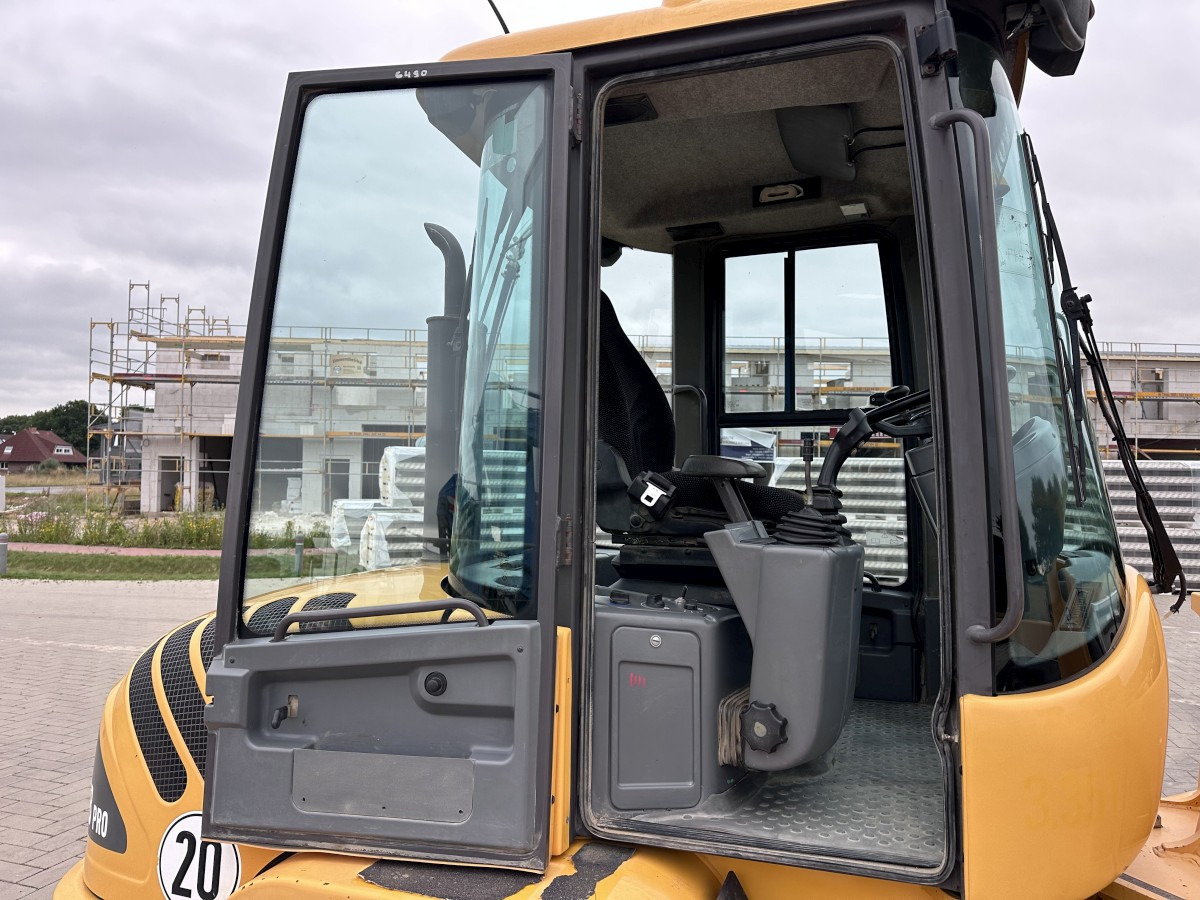 Wiellader VOLVO L 30 B PRO 3er Kreis Klappschaufel+Palettengabel