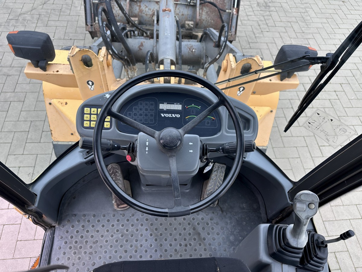 Wiellader VOLVO L 30 B PRO 3er Kreis Klappschaufel+Palettengabel