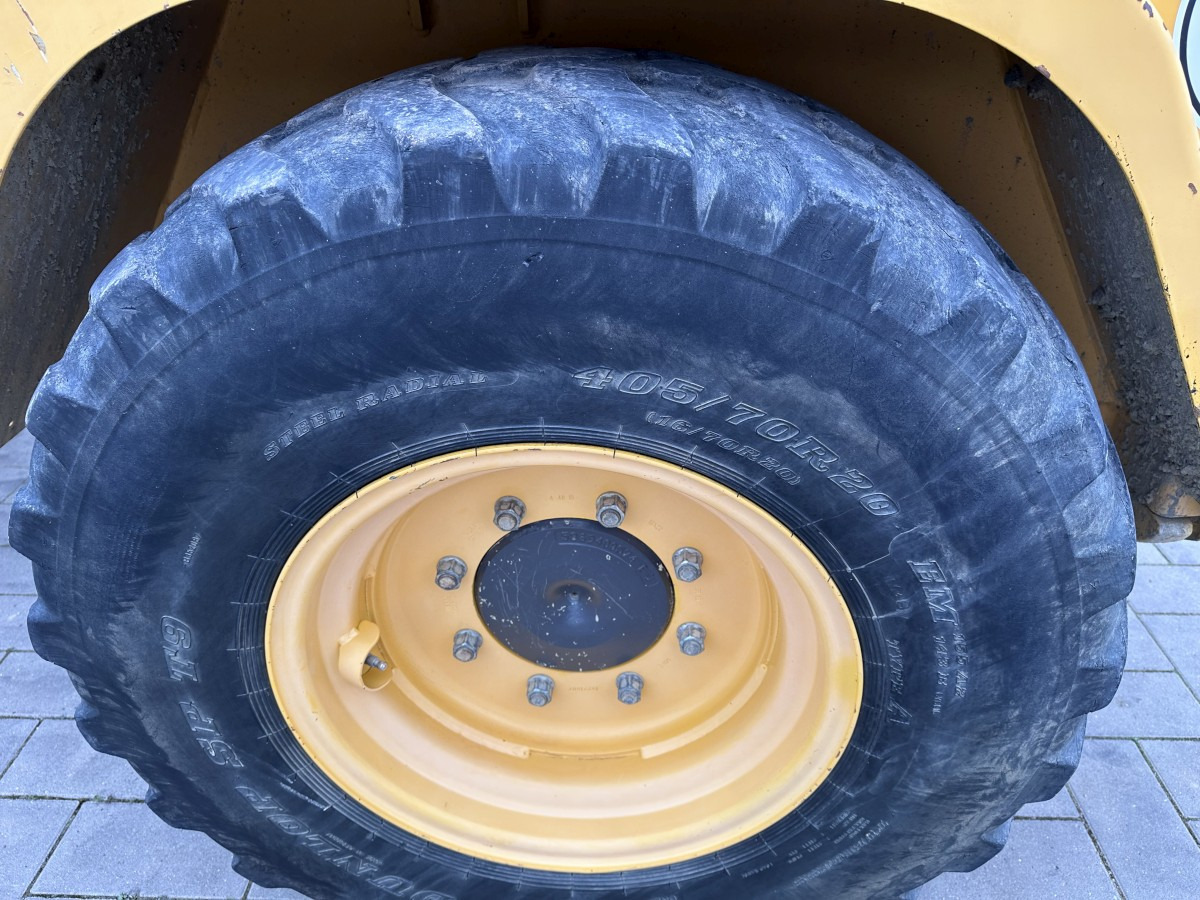 Wiellader VOLVO L 30 B PRO 3er Kreis Klappschaufel+Palettengabel