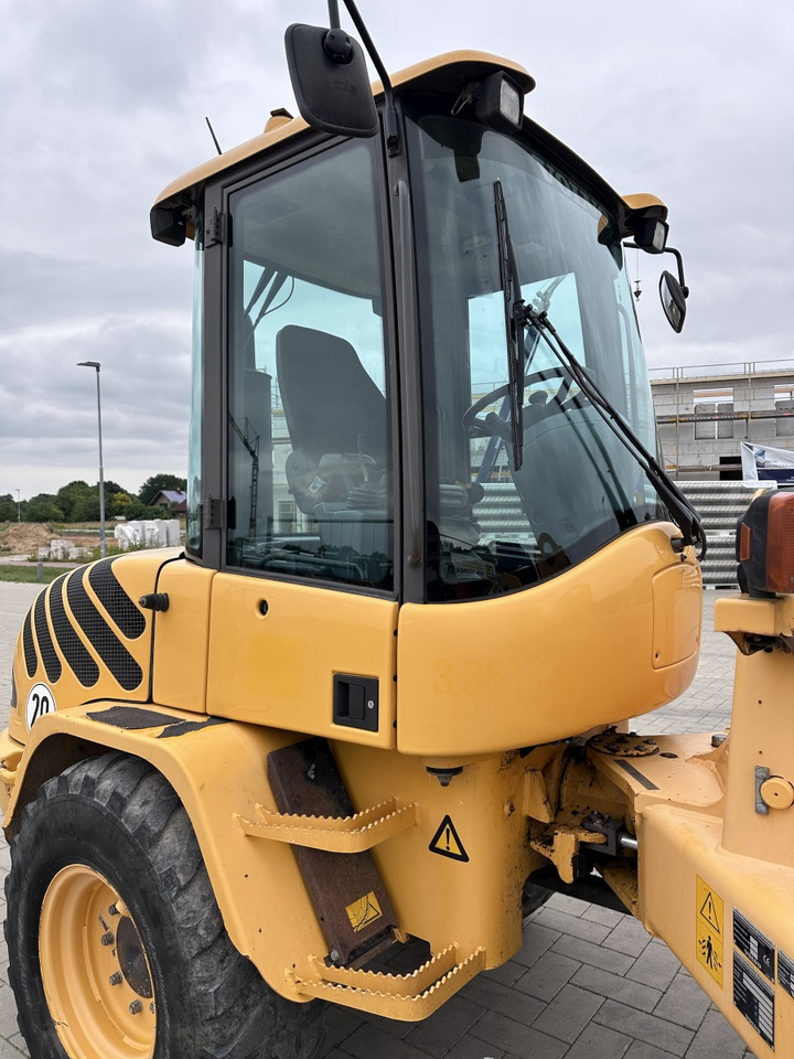 Wiellader VOLVO L 30 B PRO 3er Kreis Klappschaufel+Palettengabel