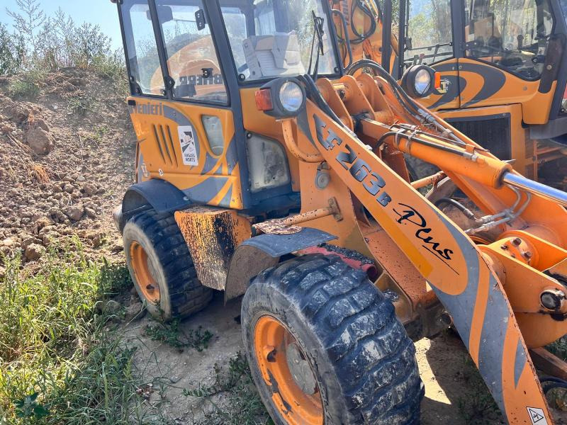 Wiellader Venieri 263B PLUS CHARGEUSE SUR PNEUS