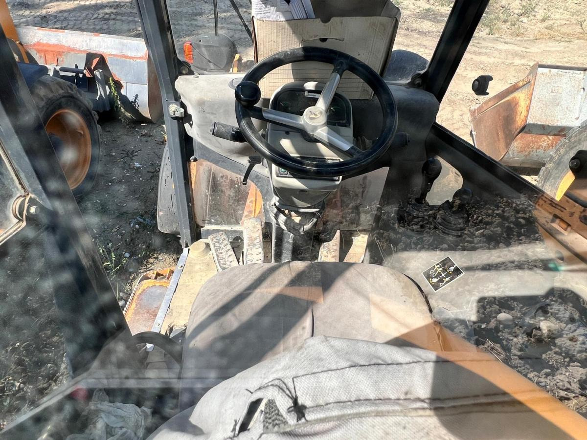 Wiellader Venieri 263B PLUS CHARGEUSE SUR PNEUS