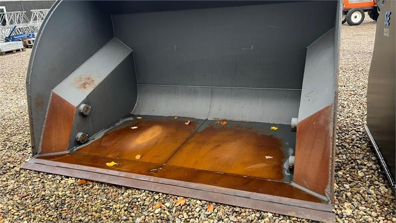 Wiellader Volvo 5m3 Rauakoda Højtip skovl Rauakoda 5m3 højtip skov