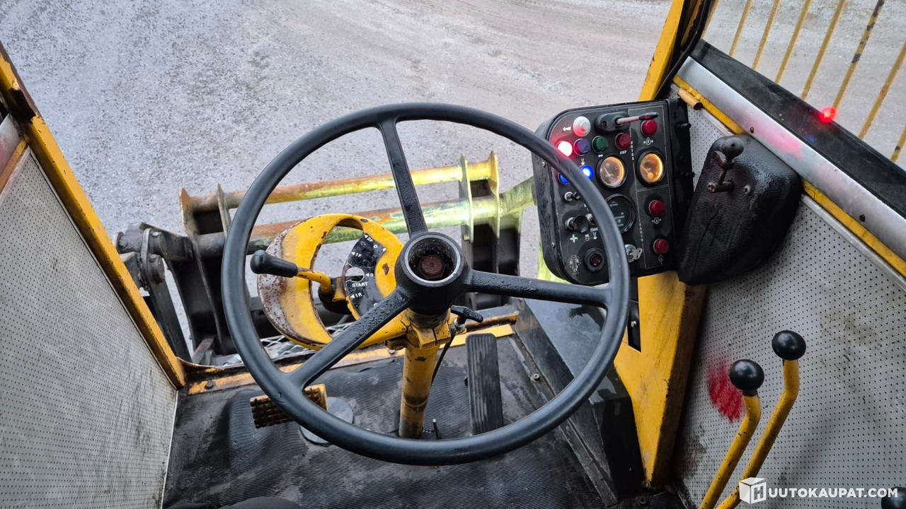 Wiellader Volvo BM 622, Uusikaarlepyy