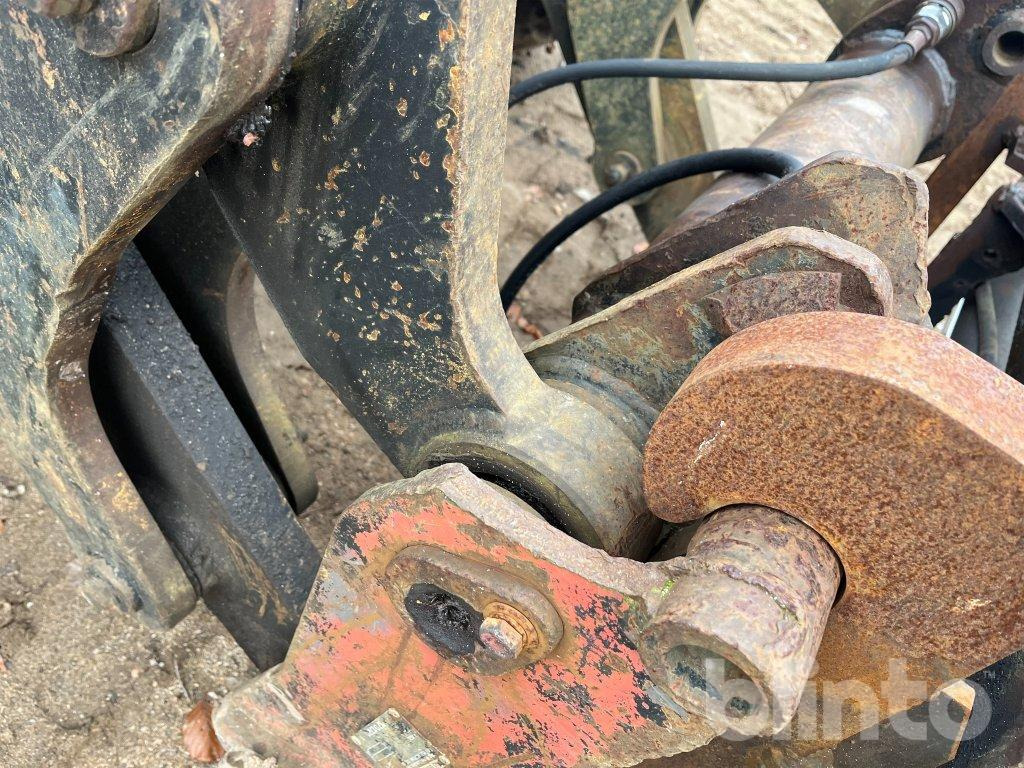 Wiellader Volvo BM L90