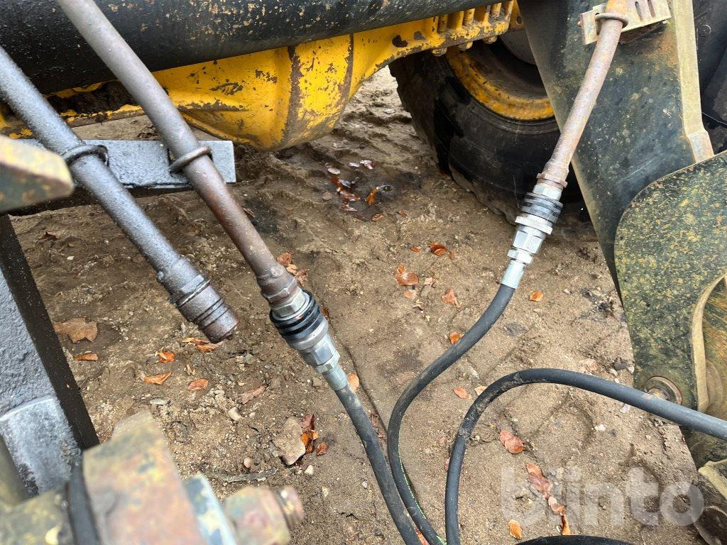 Wiellader Volvo BM L90