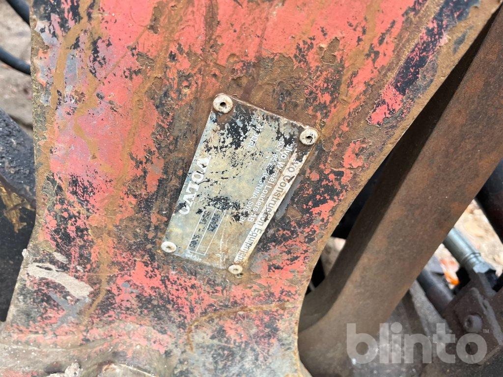 Wiellader Volvo BM L90