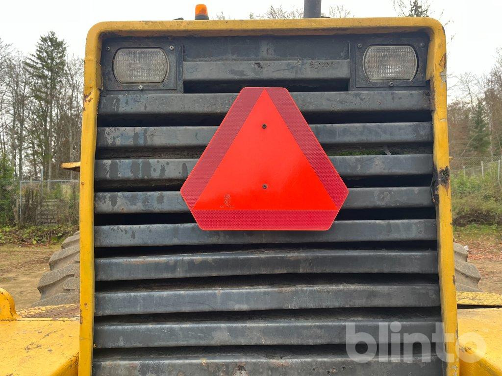 Wiellader Volvo BM L90