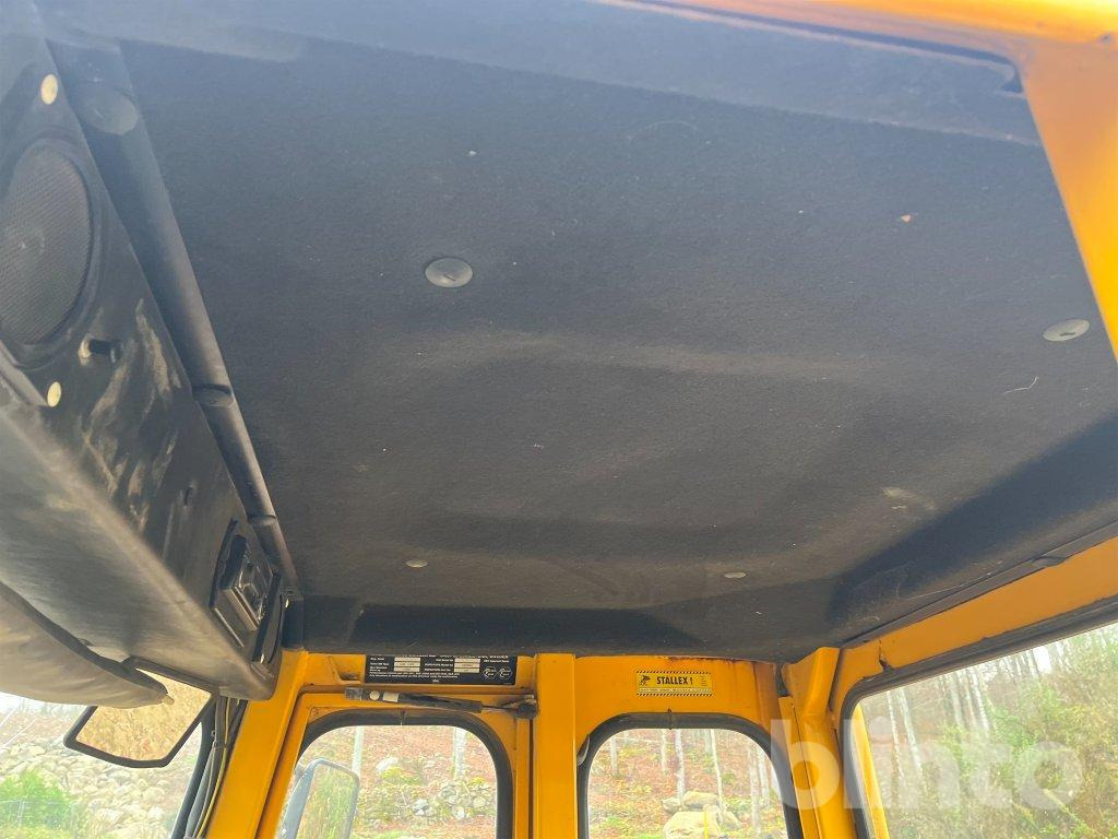 Wiellader Volvo BM L90