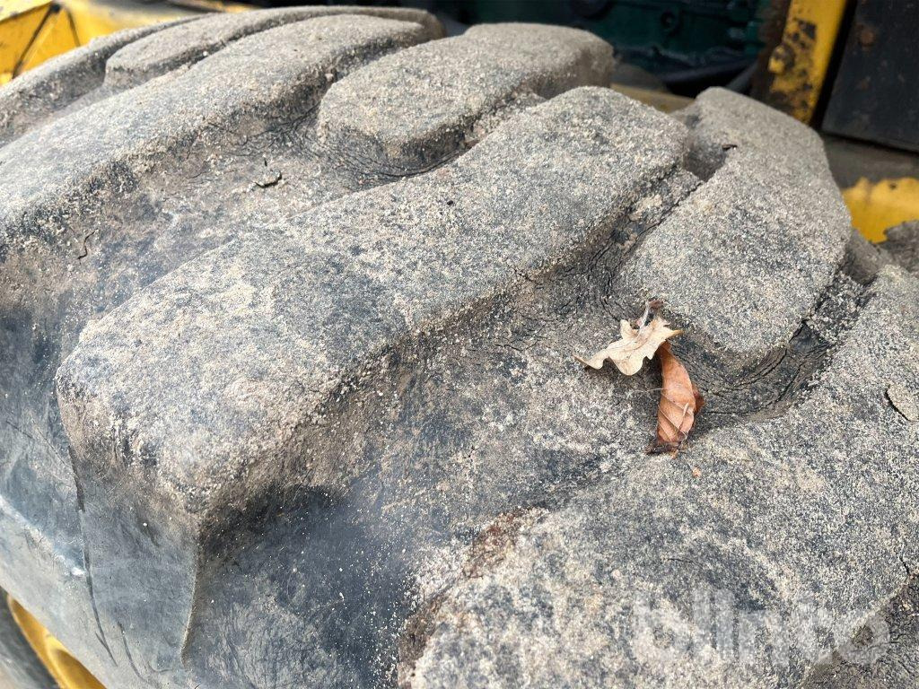 Wiellader Volvo BM L90