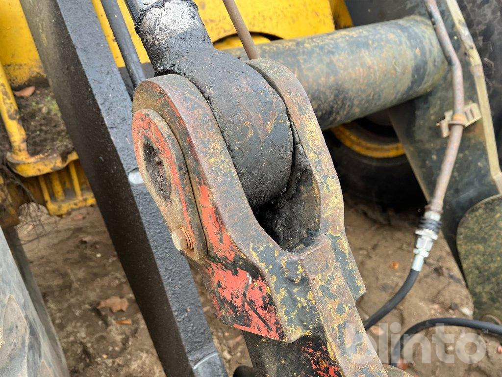 Wiellader Volvo BM L90