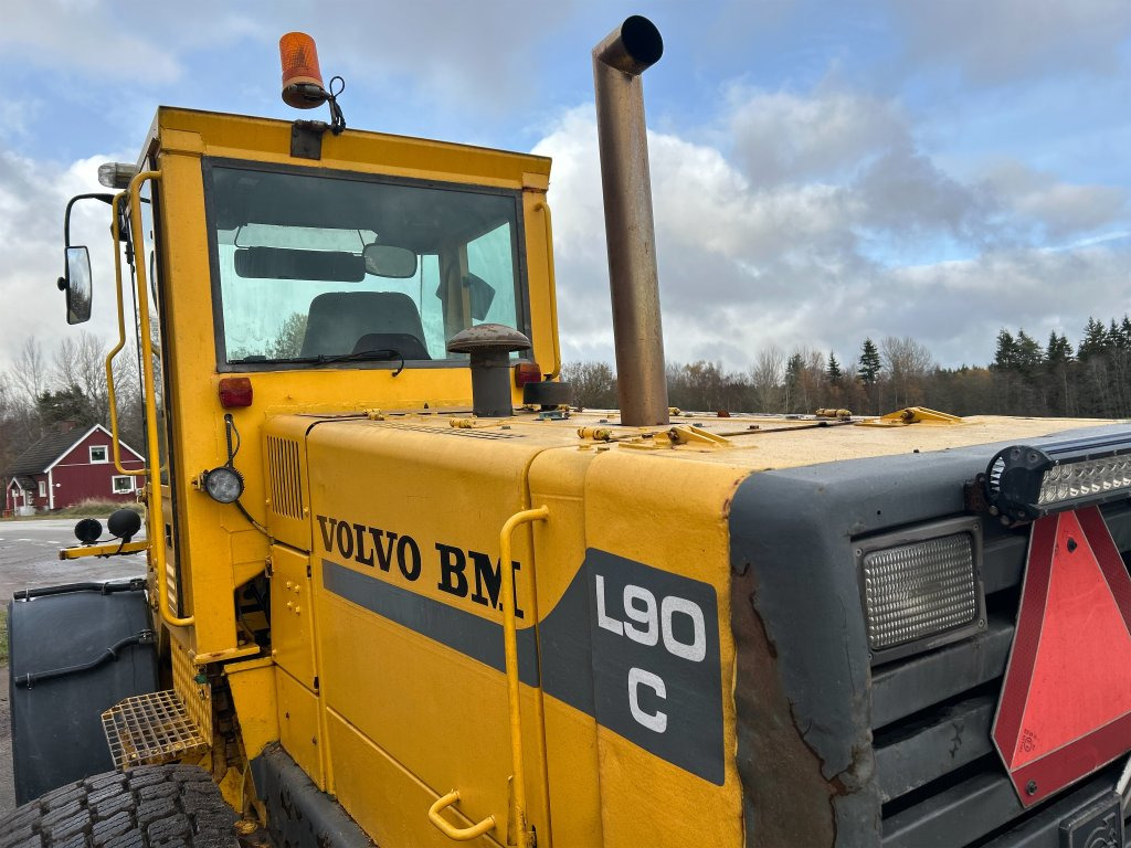 Wiellader Volvo BM L90C