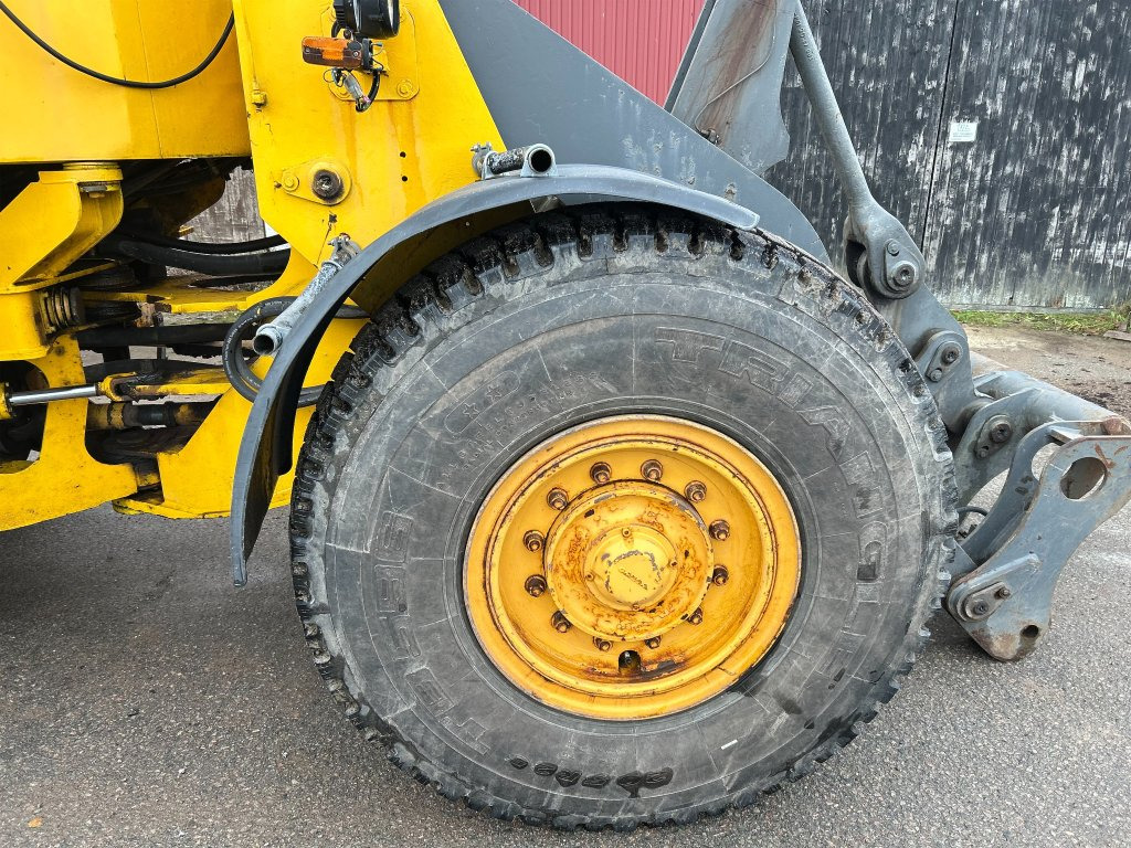Wiellader Volvo BM L90C