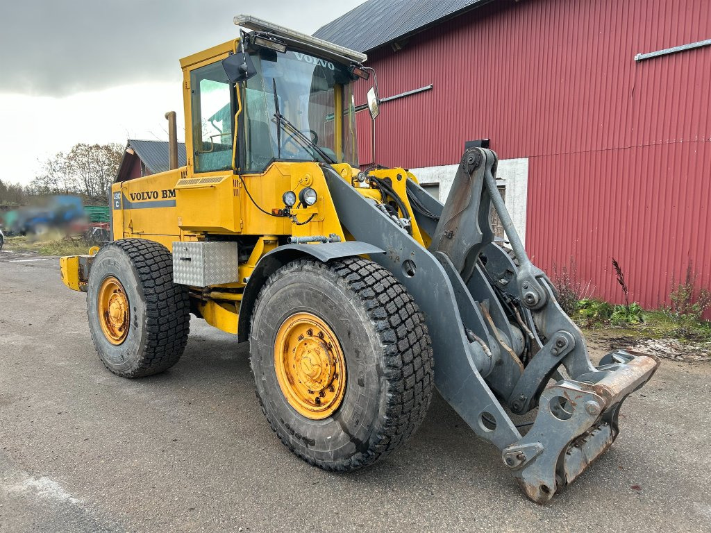 Wiellader Volvo BM L90C