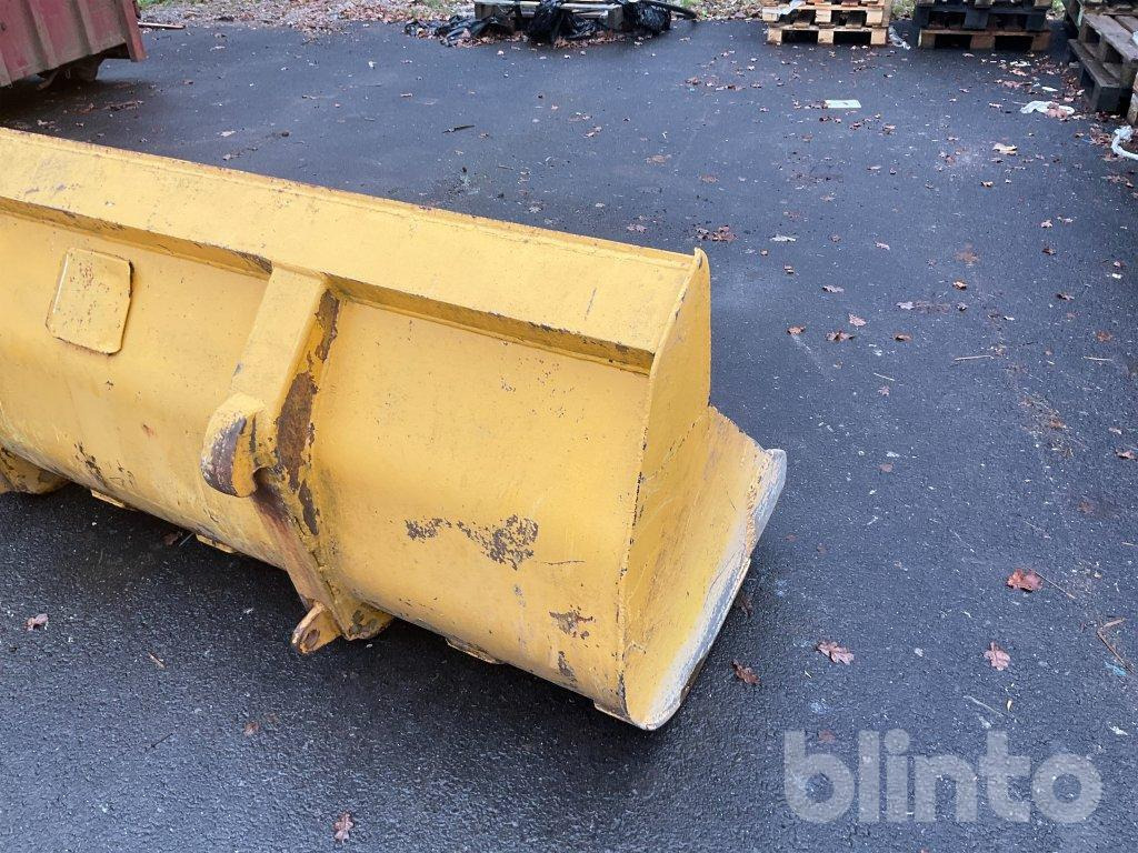 Wiellader Volvo BM LM 621