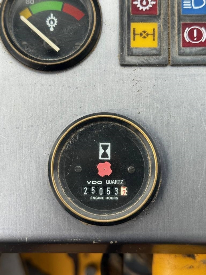 Wiellader Volvo BM L 160