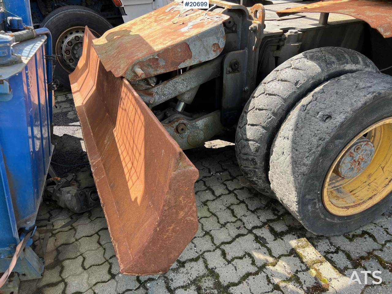 Wiellader Volvo EW160B hjulmaskin m/ støtte bein og skjær