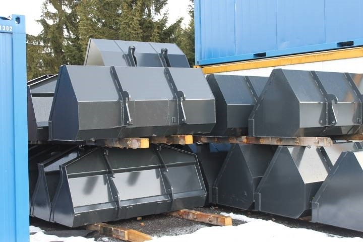 Wiellader Volvo Kramer Liebherr Terex Ahlmann Leichtgutschaufel Sc