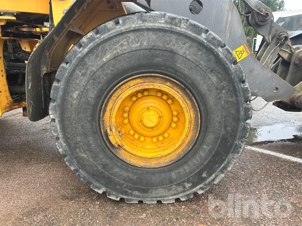 Wiellader Volvo L110F med skopa