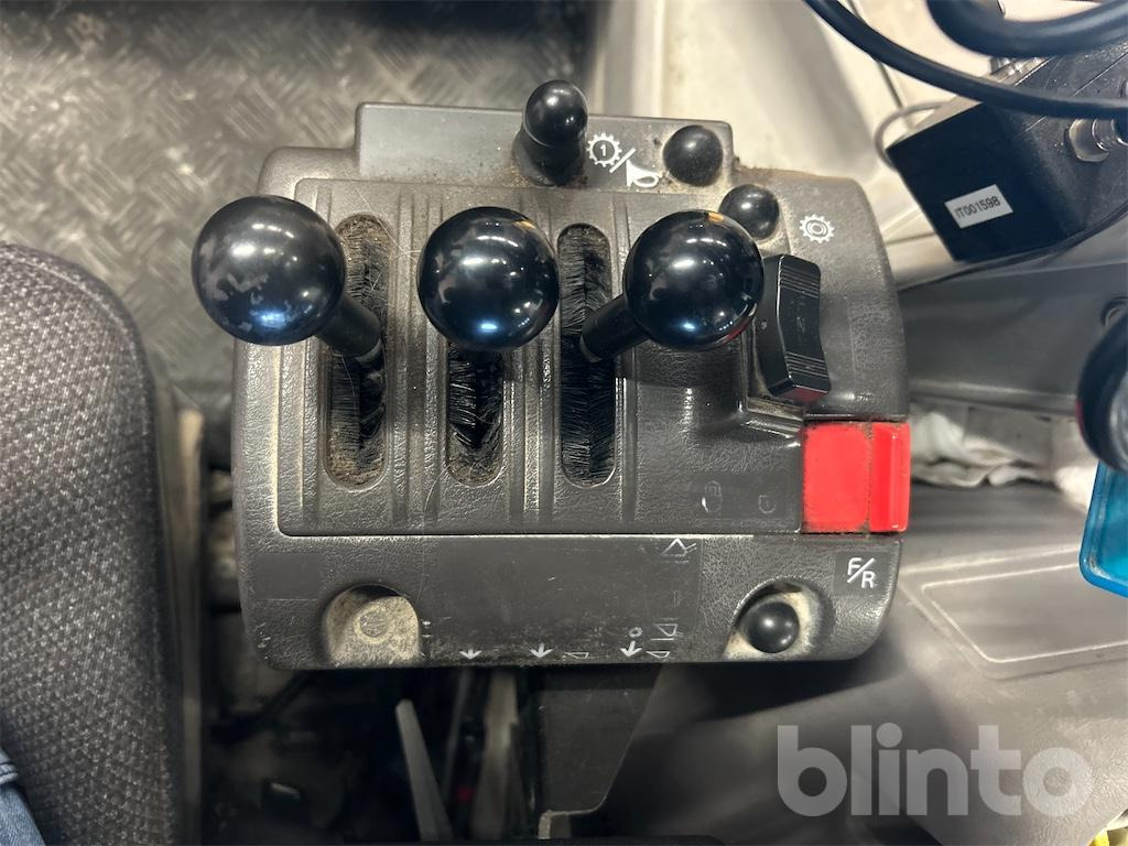 Wiellader Volvo L110F med skopa