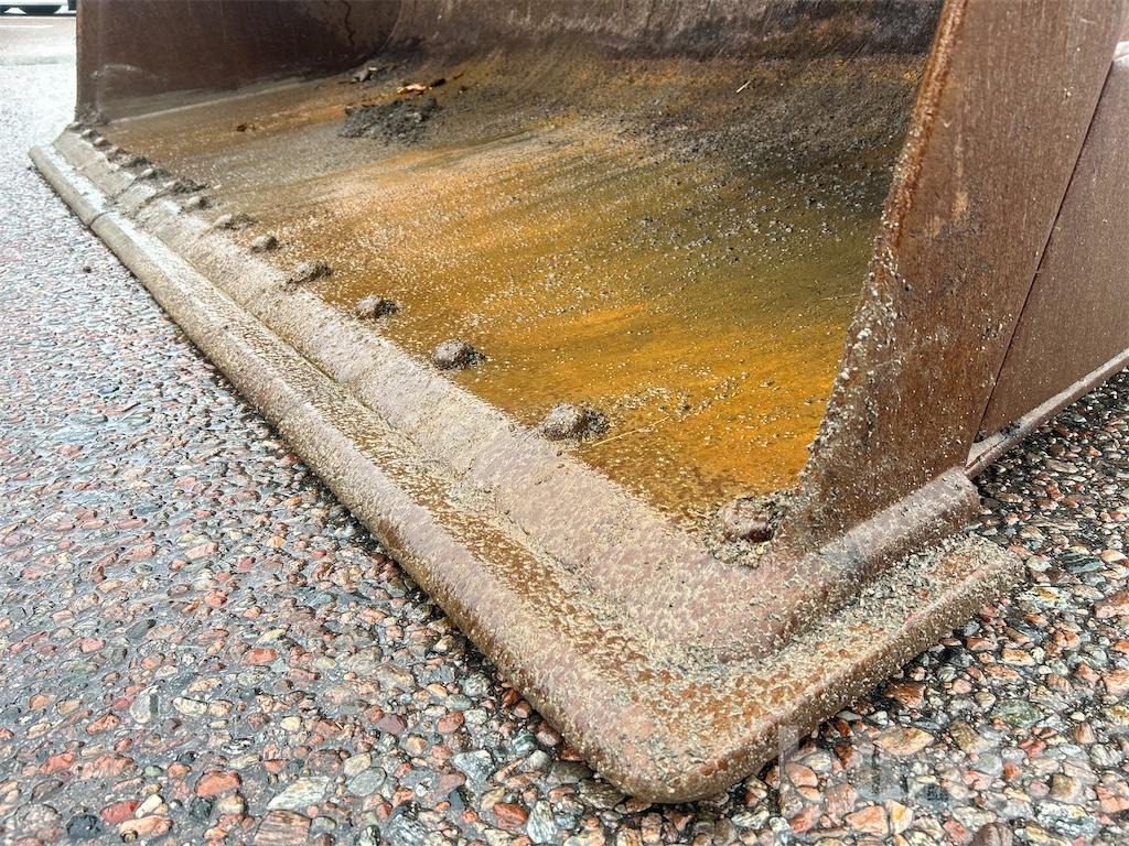 Wiellader Volvo L110F med skopa