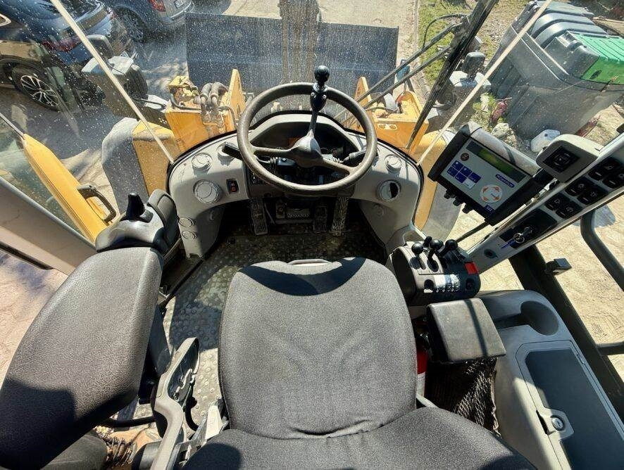 Wiellader Volvo L120F