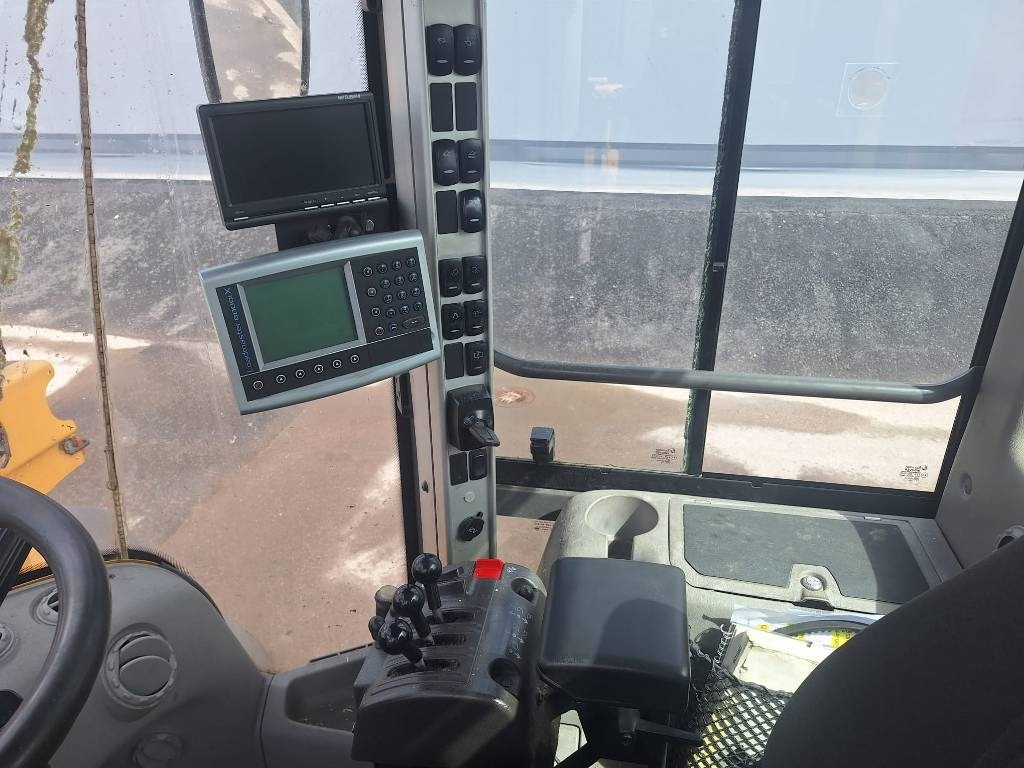 Wiellader Volvo L120F RASVARI, VAAKA