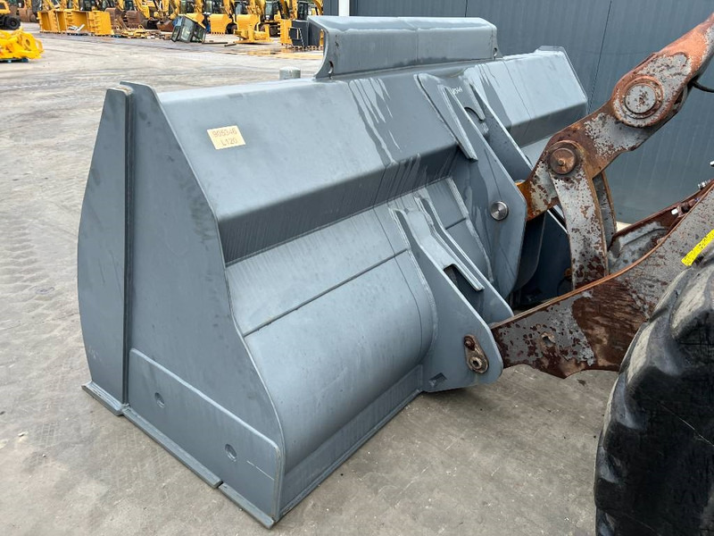 Wiellader Volvo L120H - 3rd Valve - Weight System