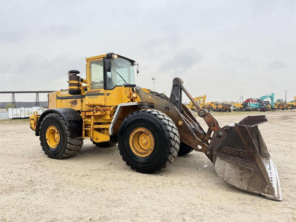 Wiellader Volvo L180C quick coupler