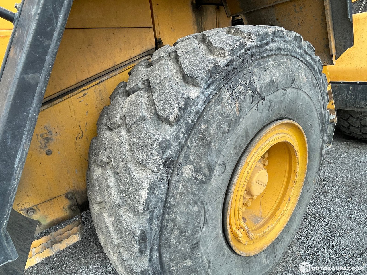 Wiellader Volvo L180E, 2006 Wheel loader, Tampere